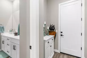 14036 W Desert Flower Dr, Goodyear, AZ 85395 - Photo 25