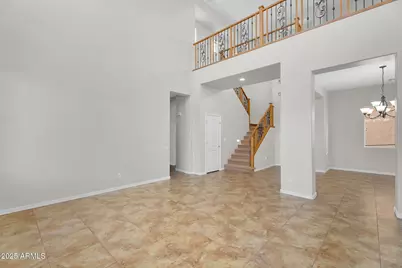 637 E Indian Wells Place, Chandler, AZ 85249 - Photo 7