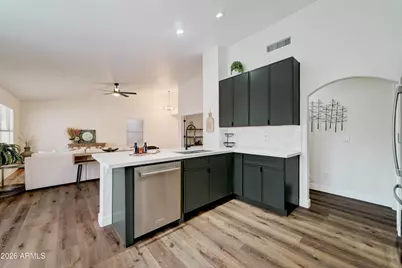 12910 W Vernon Avenue, Avondale, AZ 85392 - Photo 5