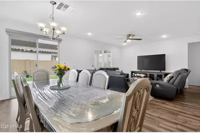 12761 W Parkway Lane, Avondale, AZ 85323 - Photo 11