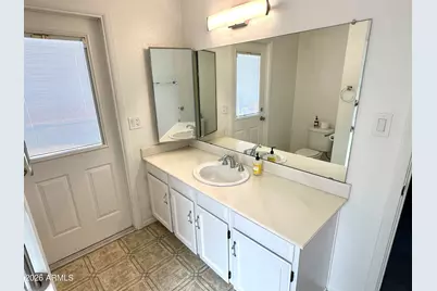 2528 W Osage Avenue, Mesa, AZ 85202 - Photo 11