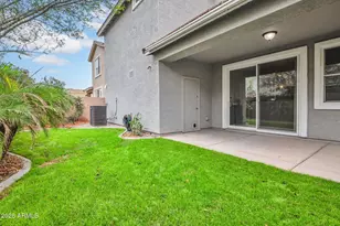 2346 E Pecan Rd, Phoenix, AZ 85040 - Photo 27