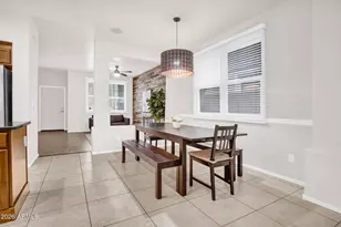 2346 E Pecan Rd, Phoenix, AZ 85040 - Photo 7