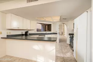 4128 E Paradise Dr, Phoenix, AZ 85028 - Photo 17