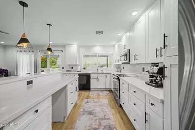 6534 E Kelton Lane, Scottsdale, AZ 85254 - Photo 11