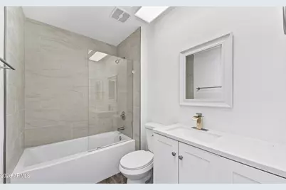 10927 W Peoria Avenue, Sun City, AZ 85351 - Photo 23