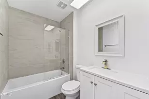 10927 W Peoria Ave, Sun City, AZ 85351 - Photo 23