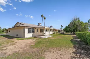 10927 W Peoria Ave, Sun City, AZ 85351 - Photo 25