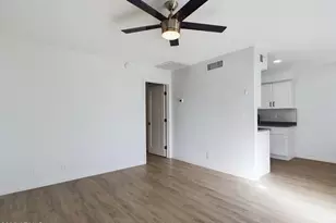 3038 N 38th St, Phoenix, AZ 85018 - Photo 3