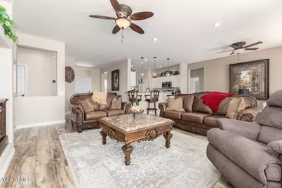 18121 N Key Estrella Drive, Surprise, AZ 85374 - Photo 11