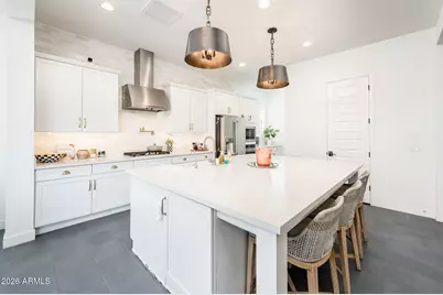 3520 E Crest Lane, Phoenix, AZ 85050 - Photo 7