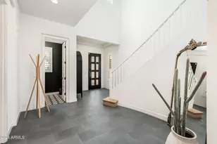 3520 E Crest Ln, Phoenix, AZ 85050 - Photo 3