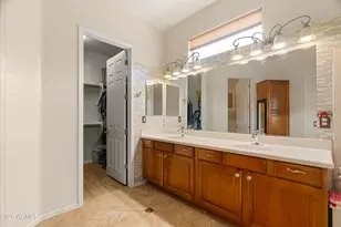 4708 E Sourwood Dr, Gilbert, AZ 85298 - Photo 17