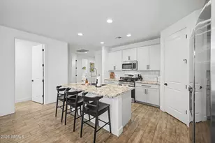 12364 N 174th Ln, Surprise, AZ 85388 - Photo 11