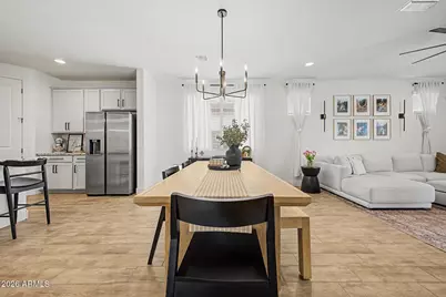 12364 N 174th Lane, Surprise, AZ 85388 - Photo 13