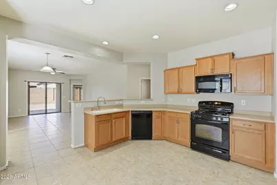 7270 W Candlewood Way, Florence, AZ 85132 - Photo 13