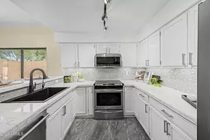 14258 N 100th Pl, Scottsdale, AZ 85260 - Photo 17