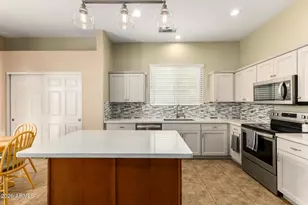 1114 W Mulberry Dr, Chandler, AZ 85286 - Photo 9