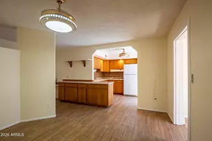 2569 W Berridge Ln, Phoenix, AZ 85017 - Photo 5