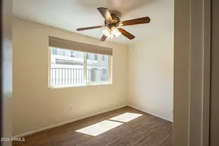 2569 W Berridge Ln, Phoenix, AZ 85017 - Photo 13