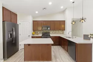 19694 W Morning Glory St, Buckeye, AZ 85326 - Photo 15