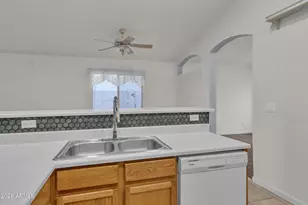 2206 N 116th Dr, Avondale, AZ 85392 - Photo 7