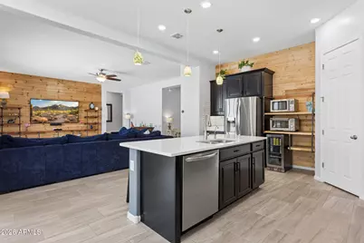 25193 N 103rd Drive, Peoria, AZ 85383 - Photo 9