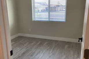 9351 W Caron Dr, Peoria, AZ 85345 - Photo 5