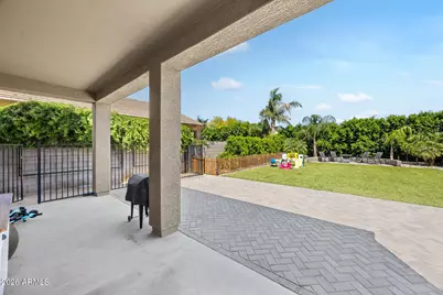 6876 W Wethersfield Road, Peoria, AZ 85381 - Photo 5