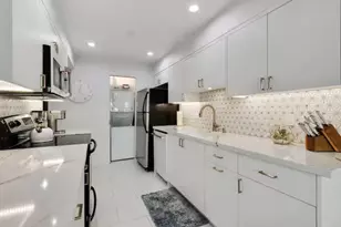 4917 N 73rd St, Scottsdale, AZ 85251 - Photo 5