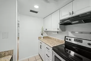 461 W Holmes Ave, Mesa, AZ 85210 - Photo 5