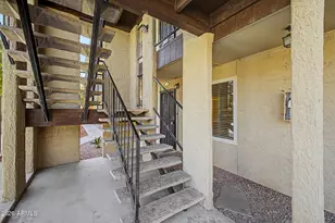 461 W Holmes Ave, Mesa, AZ 85210 - Photo 37