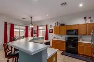 13397 N 75th Dr, Peoria, AZ 85381 - Photo 7