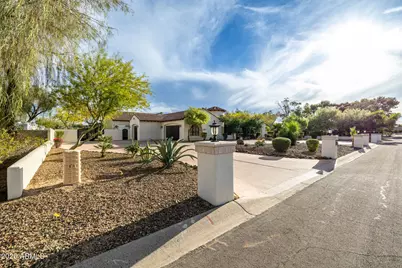 5213 W Park View Lane, Glendale, AZ 85310 - Photo 11