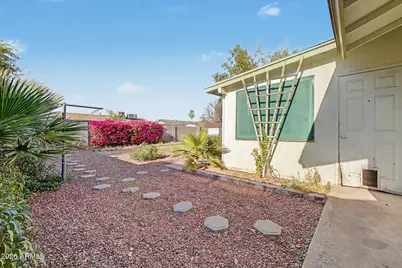 8930 W Montecito Avenue, Phoenix, AZ 85037 - Photo 27