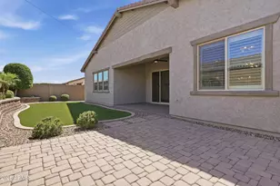 9402 W Patrick Ln, Peoria, AZ 85383 - Photo 37