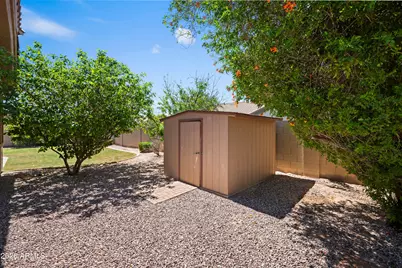 6946 S Kimberlee Way, Chandler, AZ 85249 - Photo 17