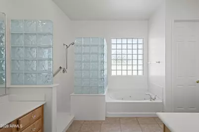 6946 S Kimberlee Way, Chandler, AZ 85249 - Photo 9