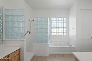 6946 S Kimberlee Way, Chandler, AZ 85249 - Photo 9