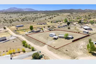 2110 N Navajo Place, Chino Valley, AZ 86323 - Photo 3