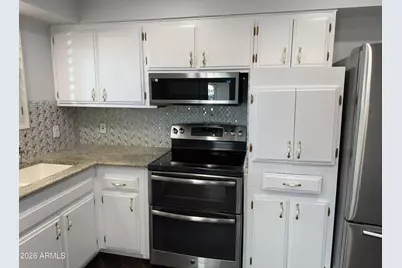 10750 W Peoria Avenue, Sun City, AZ 85351 - Photo 5