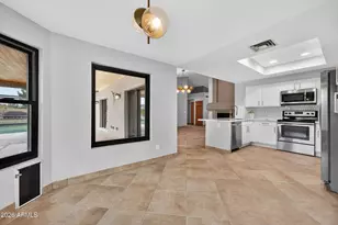 5735 E Campo Bello Dr, Scottsdale, AZ 85254 - Photo 13