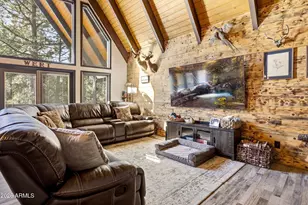 2250 Grizzly Dr, Overgaard, AZ 85933 - Photo 19