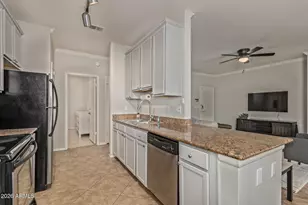 7009 E Acoma Dr, Scottsdale, AZ 85254 - Photo 9