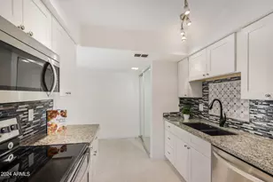 9445 N 94th Pl, Scottsdale, AZ 85258 - Photo 5