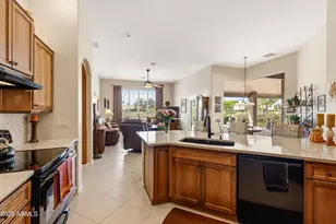 15551 W Piccadilly Rd, Goodyear, AZ 85395 - Photo 9