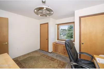 18059 S Country Club Drive, Kirkland, AZ 86332 - Photo 29