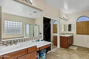 2801 W Silver Fox Way, Phoenix, AZ 85045 - Photo 47
