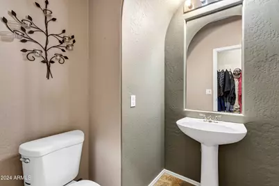 2801 W Silver Fox Way, Phoenix, AZ 85045 - Photo 23