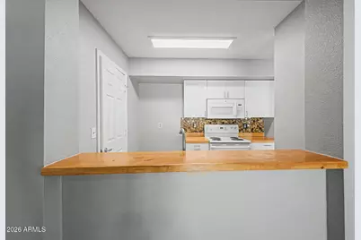 16496 N 68th Avenue, Peoria, AZ 85382 - Photo 5